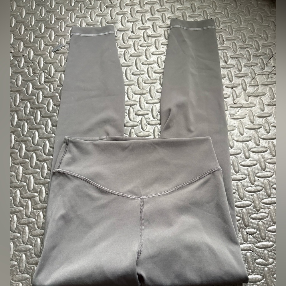 Lululemon WunderUnder SmoothCover Legging *like new